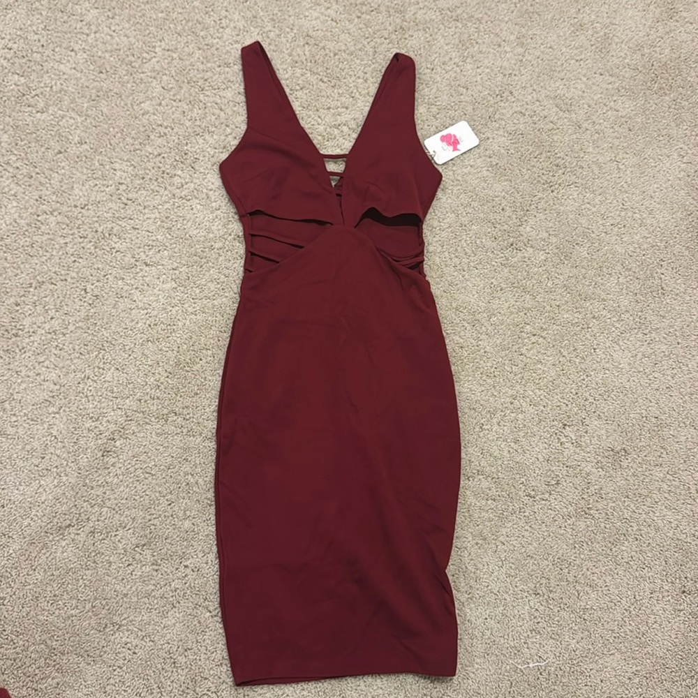 NWT Size Small Burgundy Cut-Out Dress